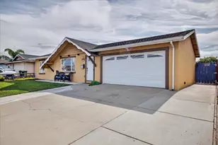 1832 Pescadero Dr, Salinas, CA 93906 - Photo 3