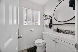 1832 Pescadero Dr, Salinas, CA 93906 - Photo 17