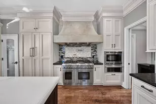 15301 Robin Anne Ln, Monte Sereno, CA 95030 - Photo 7