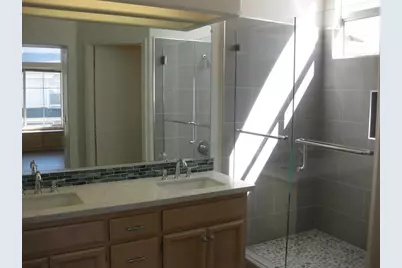 555 Shoal Cir, Redwood City, CA 94065 - Photo 9