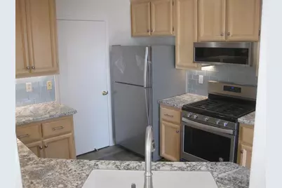 555 Shoal Cir, Redwood City, CA 94065 - Photo 7