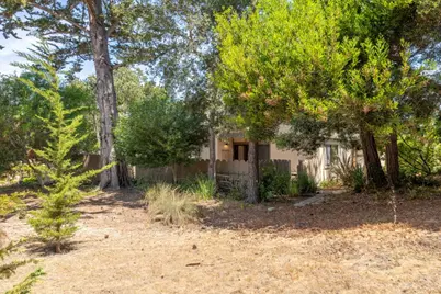 1360 Josselyn Canyon Rd 33, Monterey, CA 93940 - Photo 23