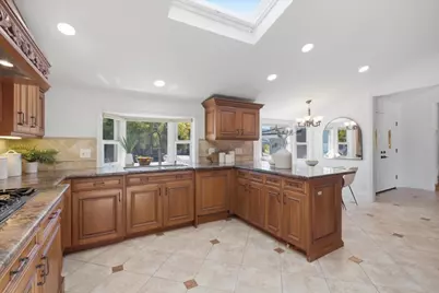 725 Vonna Ct, San Jose, CA 95123 - Photo 15