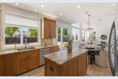 7042 Windward Ct, San Jose, CA 95135 - Photo 23