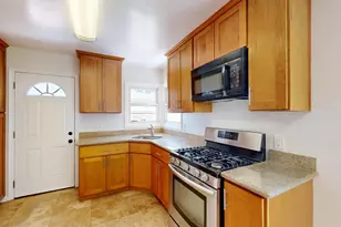 1112 Bay Rd, East Palo Alto, CA 94303 - Photo 7