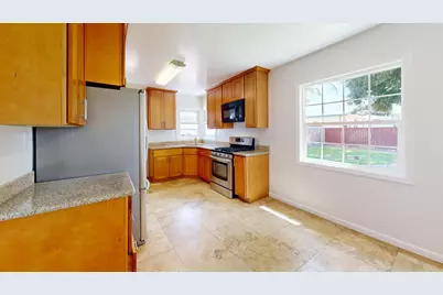 1112 Bay Rd, East Palo Alto, CA 94303 - Photo 13