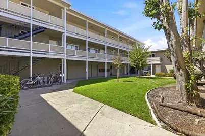 527 Walker Dr, Mountain View, CA 94043 - Photo 5