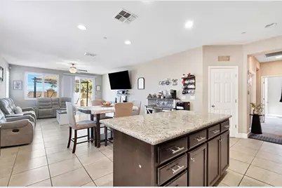 1596 Manzanita Way, Los Banos, CA 93635 - Photo 13