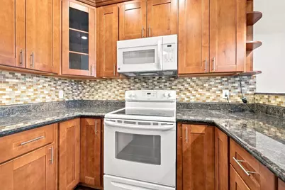 951 S 12th St 302, San Jose, CA 95112 - Photo 9