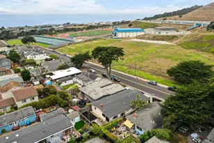 380 Paloma Ave, Pacifica, CA 94044 - Photo 37