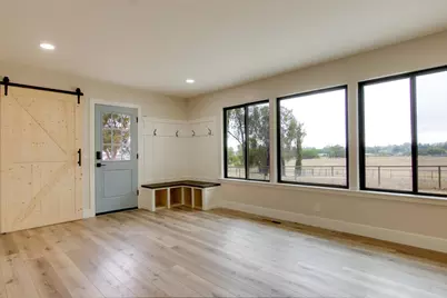 1667 Santa Ana Rd, Hollister, CA 95023 - Photo 21
