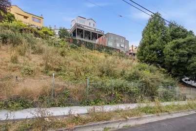 661 Macarthur Blvd, Oakland, CA 94610 - Photo 13