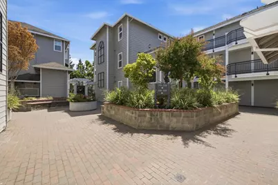 1982 W Bayshore Rd 336, East Palo Alto, CA 94303 - Photo 35
