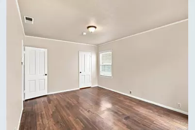 301 Lorimer St, Salinas, CA 93901 - Photo 11