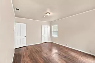 301 Lorimer St, Salinas, CA 93901 - Photo 11