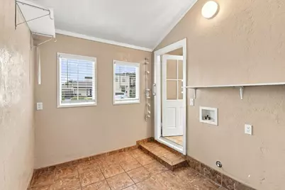 301 Lorimer St, Salinas, CA 93901 - Photo 17