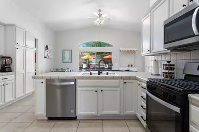 65976 Flora Ave, Desert Hot Springs, CA 92240 - Photo 15