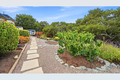 1286 Parrott Dr, San Mateo, CA 94402 - Photo 43