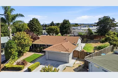 16 Clarence Ct, East Palo Alto, CA 94303 - Photo 41