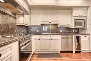 153 N San Mateo Dr 201, San Mateo, CA 94401 - Photo 15