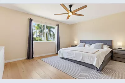 18120 Jaguar Ct, Tarzana, CA 91335 - Photo 25