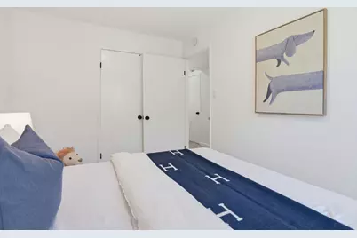 1140 Continentals Way, Belmont, CA 94002 - Photo 17