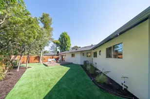 3102 Flowers Ln, Palo Alto, CA 94306 - Photo 25