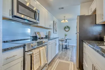 1889 Cherokee Dr 4, Salinas, CA 93906 - Photo 15