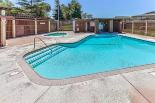 1889 Cherokee Dr 4, Salinas, CA 93906 - Photo 25