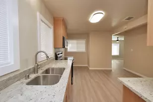 308 6th St, Roseville, CA 95678 - Photo 39