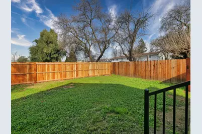 308 6th St, Roseville, CA 95678 - Photo 25