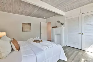 1076 Pomeroy Ave, Santa Clara, CA 95051 - Photo 9