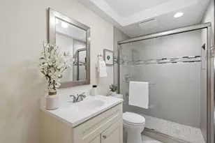 10530 N Portal Ave, Cupertino, CA 95014 - Photo 17