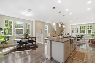 350 Circuit Wy, Mountain View, CA 94043 - Photo 1