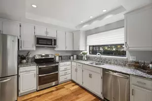 16 Lorton Ave 3, Burlingame, CA 94010 - Photo 7