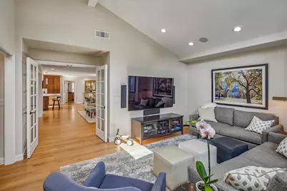 1068 Rose Ave, Mountain View, CA 94040 - Photo 13