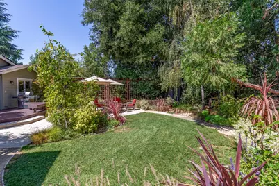 1068 Rose Ave, Mountain View, CA 94040 - Photo 33