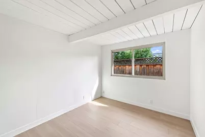 724 Ames Ave, Palo Alto, CA 94303 - Photo 17