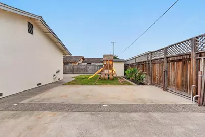 929 Lake Village Dr, Watsonville, CA 95076 - Photo 43