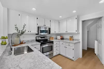 454 Mountain Laurel Ct, Mountain View, CA 94043 - Photo 11