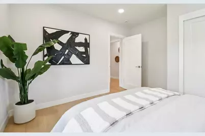 433 Monroe Dr, Palo Alto, CA 94306 - Photo 17