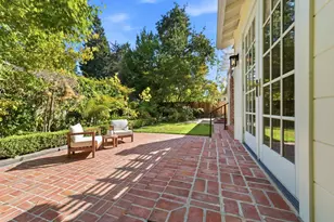 2 Bradley Ct, Redwood City, CA 94061 - Photo 33