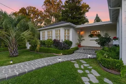 2 Bradley Ct, Redwood City, CA 94061 - Photo 35