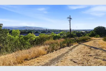 514 Bella Calais Way, San Jose, CA 95138 - Photo 49
