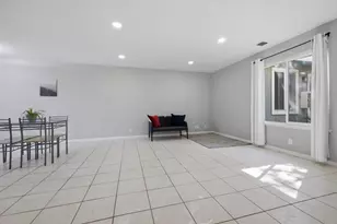 1355 McQuesten C, San Jose, CA 95122 - Photo 5