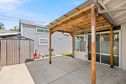 521 Oregon St, Manteca, CA 95337 - Photo 17