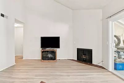 1477 De Rose Way 243, San Jose, CA 95126 - Photo 5