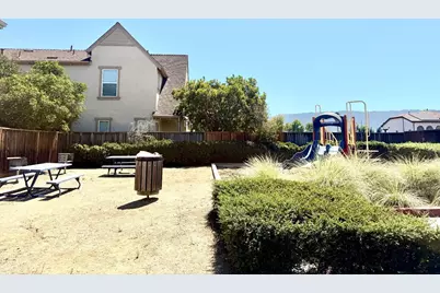 Creekside Ct, Gilroy, CA 95020 - Photo 3