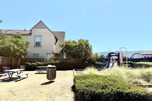 Creekside Ct, Gilroy, CA 95020 - Photo 3