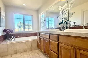 Creekside Ct, Gilroy, CA 95020 - Photo 11